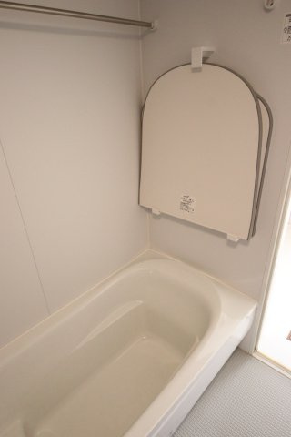 《仲介手数料無料》緑区大字三室7207-2新築一戸建ての浴室|撮影日 2024年8月26日 12:20 晴れ