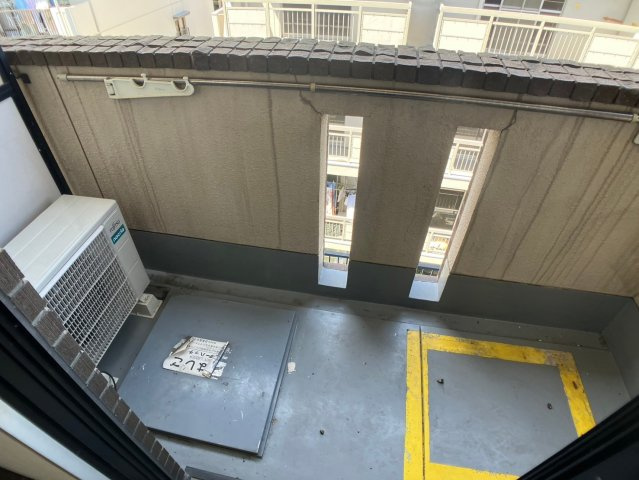 ロフティ岡田のバルコニー