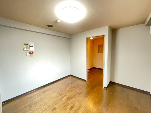 ロフティ岡田の居間・リビング