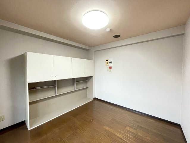 ロフティ岡田の居間・リビング