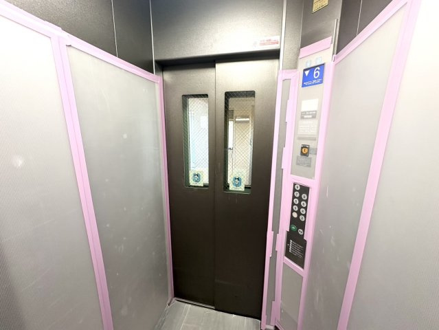 ペルル高砂のその他共用部分|エレベーター