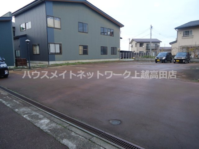 グランシャリオ Ａの駐車場|駐車場