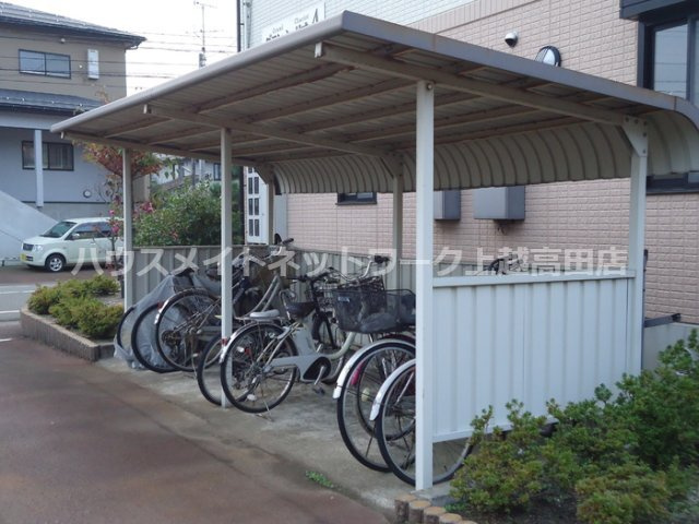 グランシャリオ Ａのその他共用部分|駐輪場