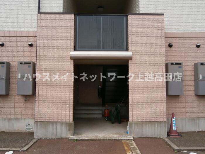 グランシャリオ Ａのエントランス|エントランス