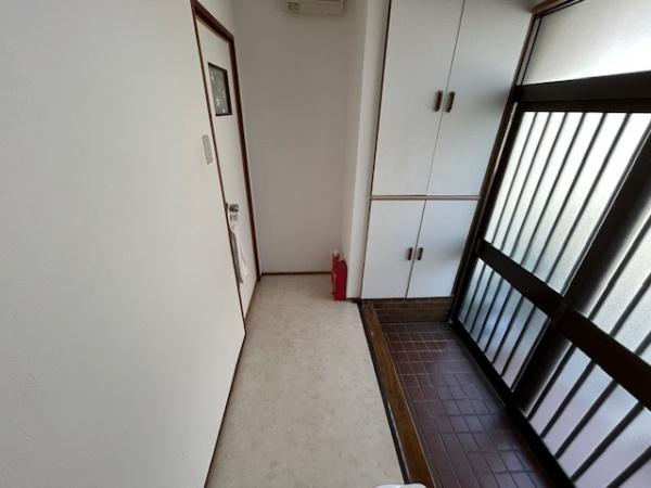 【玄関】