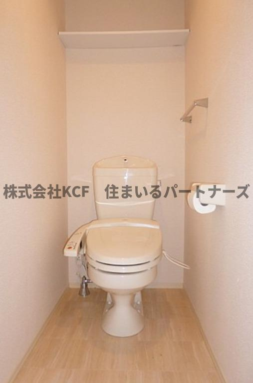 グレースガーデンのトイレ|落ち着いた色調のトイレです
