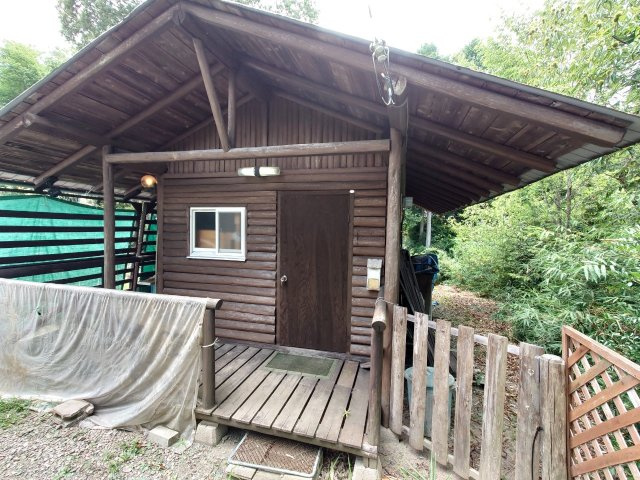 ◆緑豊かな住環境◆畑や栗の木のある広い約１００坪の敷地◆平家建◆駐車スペースあり◆京丹波町中台土橋の外観|外観