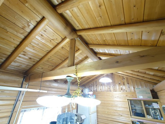 ◆緑豊かな住環境◆畑や栗の木のある広い約１００坪の敷地◆平家建◆駐車スペースあり◆京丹波町中台土橋の洋室|洋室