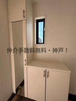 【玄関】 | 神戸市垂水区舞子坂3丁目　新築戸建　仲介手数料無料！ | 毎日通る玄関はこちらです