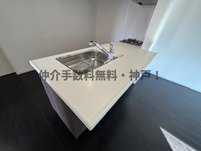 【キッチン】 | 神戸市垂水区舞子坂3丁目　新築戸建　仲介手数料無料！ | 使いやすいキッチンです