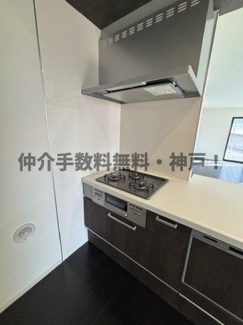 【キッチン】 | 神戸市垂水区舞子坂3丁目　新築戸建　仲介手数料無料！ | 使いやすいキッチンです