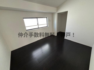【洋室】 | 神戸市垂水区舞子坂3丁目　新築戸建　仲介手数料無料！ | 個人の部屋や寝室として使える洋室です