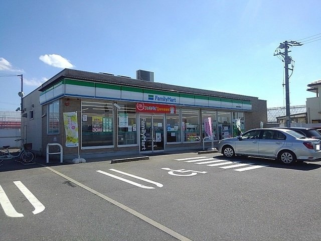 エアリーさくら　Ｂの周辺|ファミリーマートまで1100m