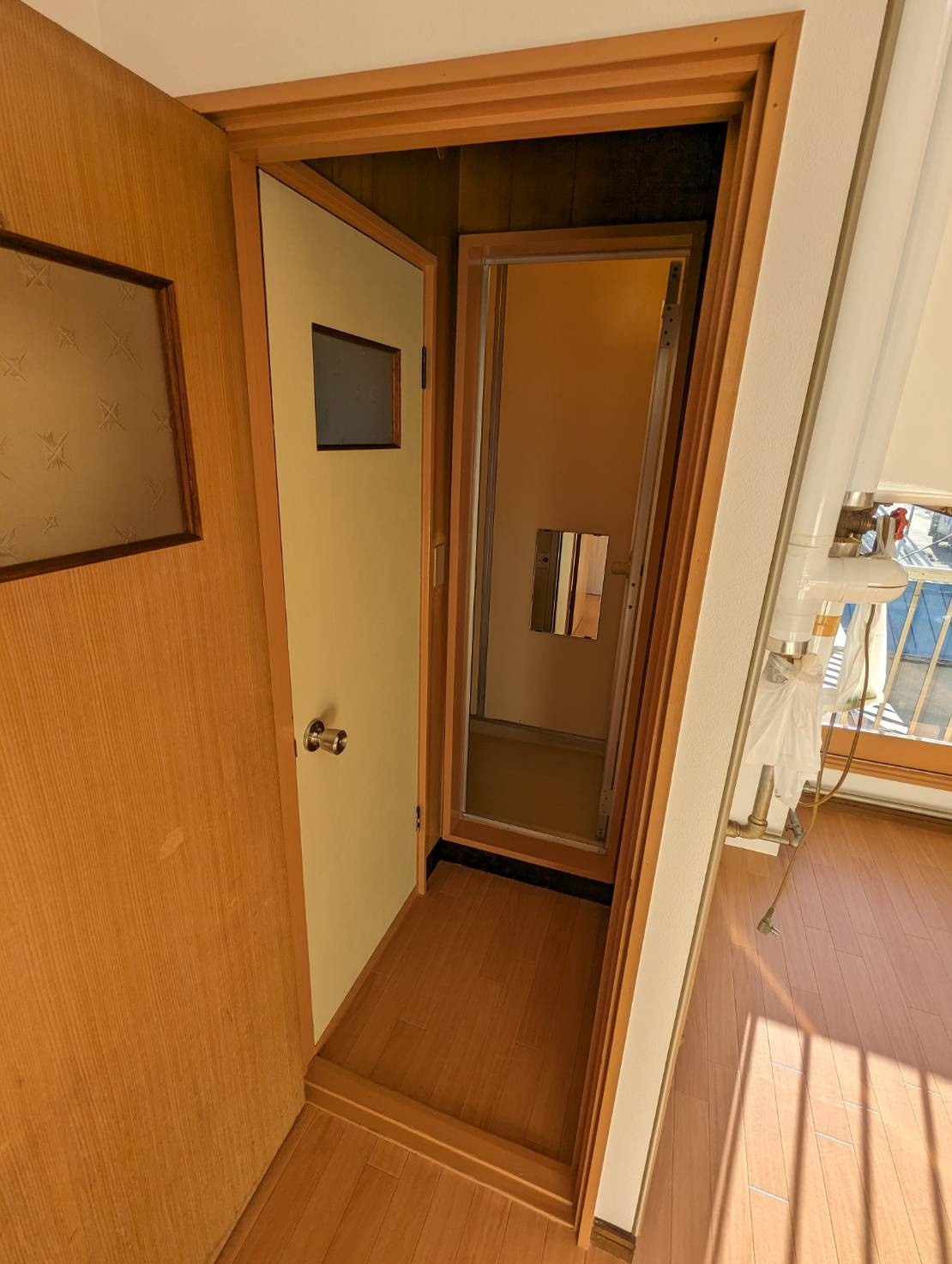 AK愛国（1階事務所・2階居室　上下セット貸し）の内装