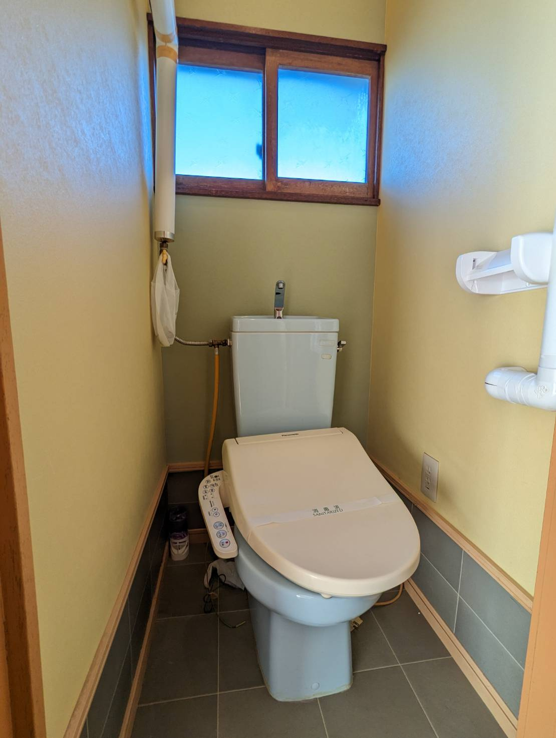 AK愛国（1階事務所・2階居室　上下セット貸し）のトイレ