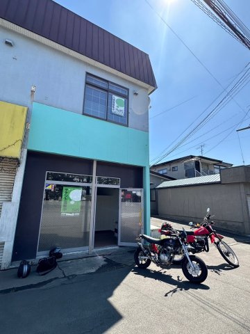 AK愛国のエントランス