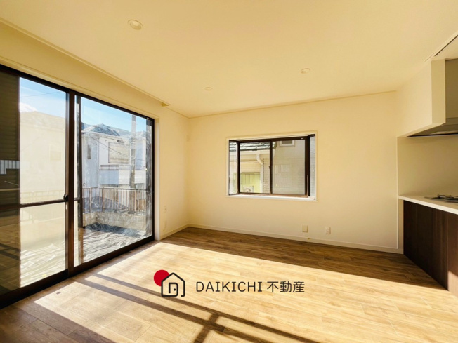 【居間・リビング】 | サンベイズ桶川　中古戸建