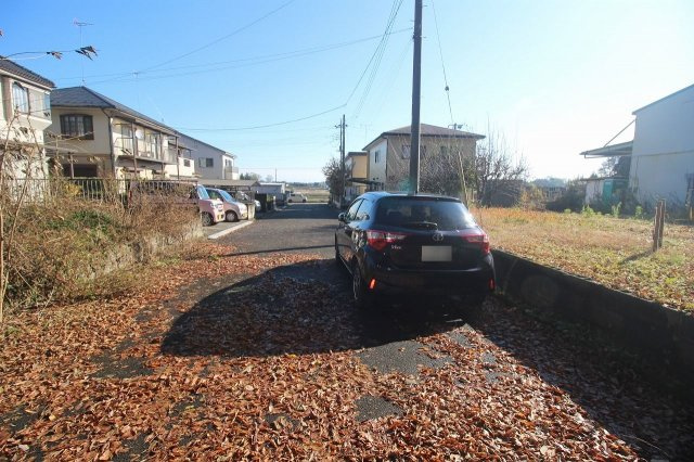 古河市大和田の外観|北側道路（2021年12月撮影）