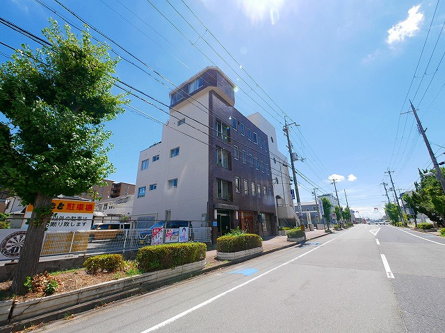 ナカタニビル