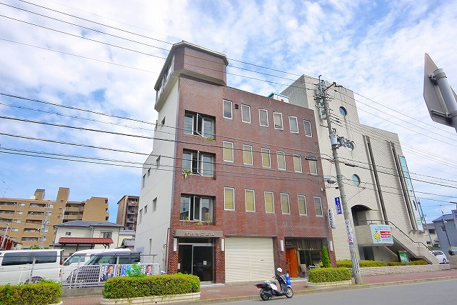ナカタニビル