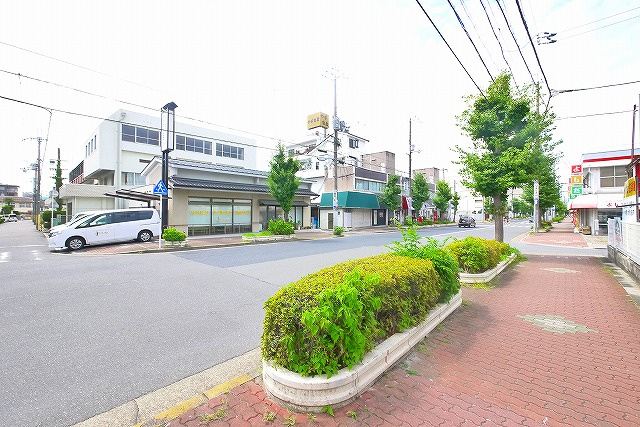 ナカタニビルの周辺