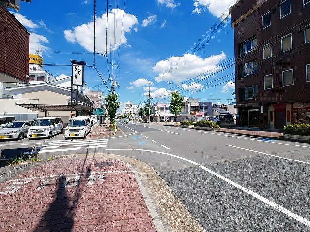ナカタニビル