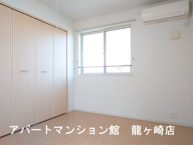 リベラル　ファミリアの寝室