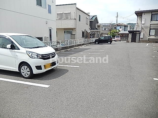 プレジール木ノ本Ⅱの駐車場