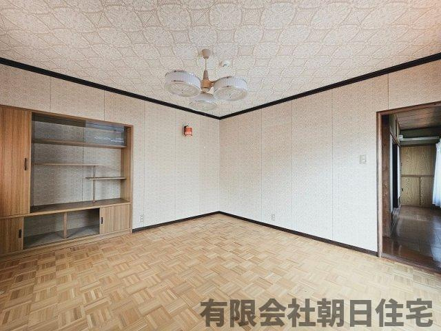 【洋室】 | 島根町加賀中古戸建 | 使い勝手のいい洋室です