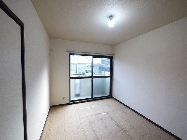 ハイツ光の和室