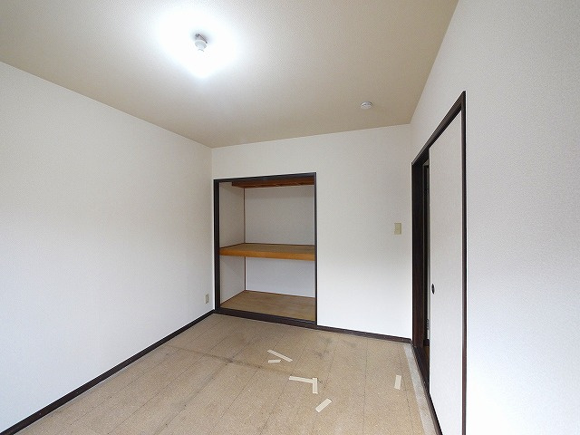 ハイツ光の和室