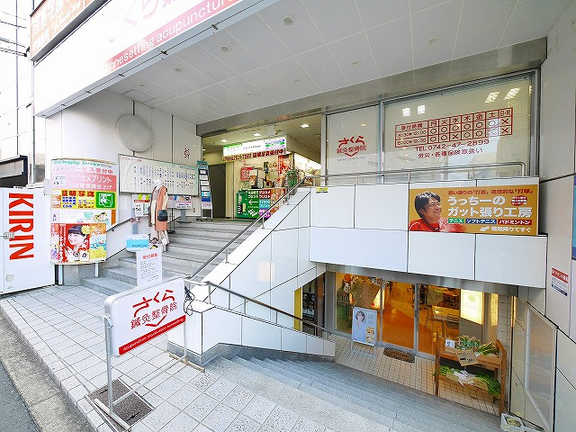 サンライトビルのエントランス