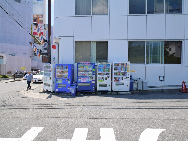 サンライトビルの周辺