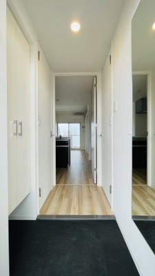 【玄関】 | セレニテ阿波座ミラク