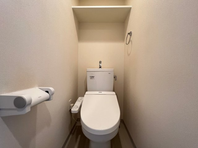 プレサンス南森町駅前のトイレ