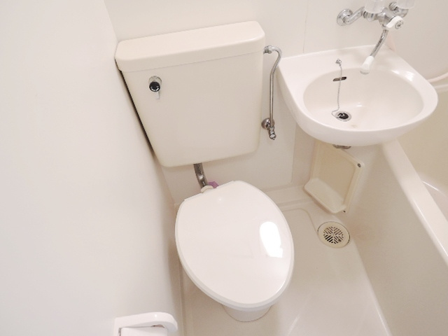 ＴＯＰ川口第一のトイレ|別号室の参考写真です。