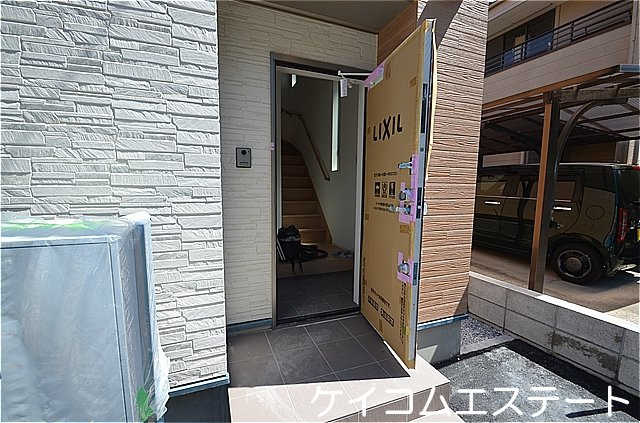 サンラプロ永犬丸の玄関