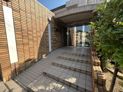 【エントランス】 | ライフアップハイツ