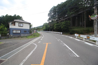 【前面道路含む現地写真】 | 日高市高岡　建築条件なし売地　JR川越線『高麗川駅』徒歩29分　【高麗小学区】
