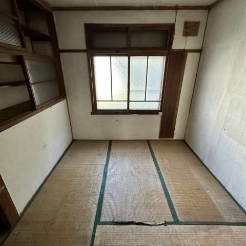 室蘭市母恋南町5丁目32-1戸建の和室