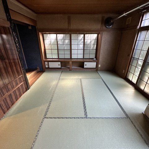 室蘭市母恋南町5丁目32-1戸建の居間・リビング