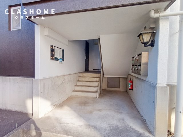 パープルシャトーB棟　　　刈谷市の賃貸ならクラスホーム刈谷店のエントランス