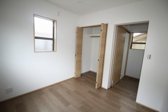 神田　中古戸建　（未入居物件）の洋室|2Ｆ　4.5帖