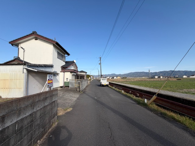 都城市甲斐元町の売地の周辺