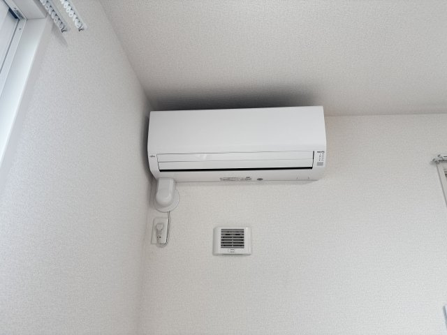 【設備】 | ユーフォリア | エアコン完備