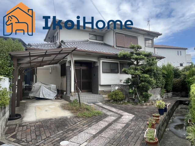 明石市藤江　中古の外観|●年中無休：当日予約可●　カーポート付でお車１台停められます♪雨に濡れず安心です。