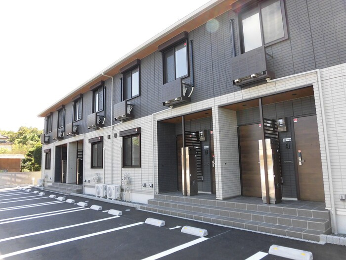 La　Patrie（ﾗ･ﾊﾟﾄﾘ）