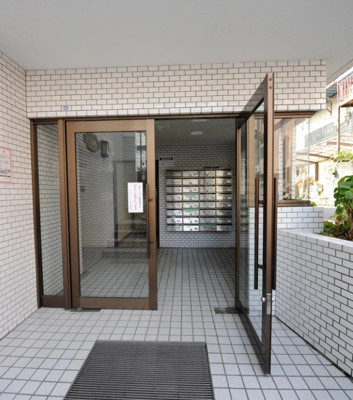 【エントランス】 | ミリオンコート久米川駅前