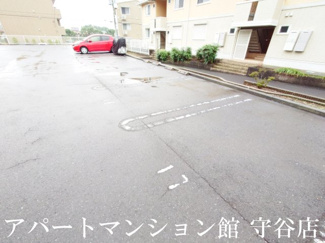 【駐車場】
