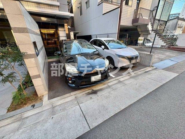 エステムコート名古屋鶴舞シエルの駐車場